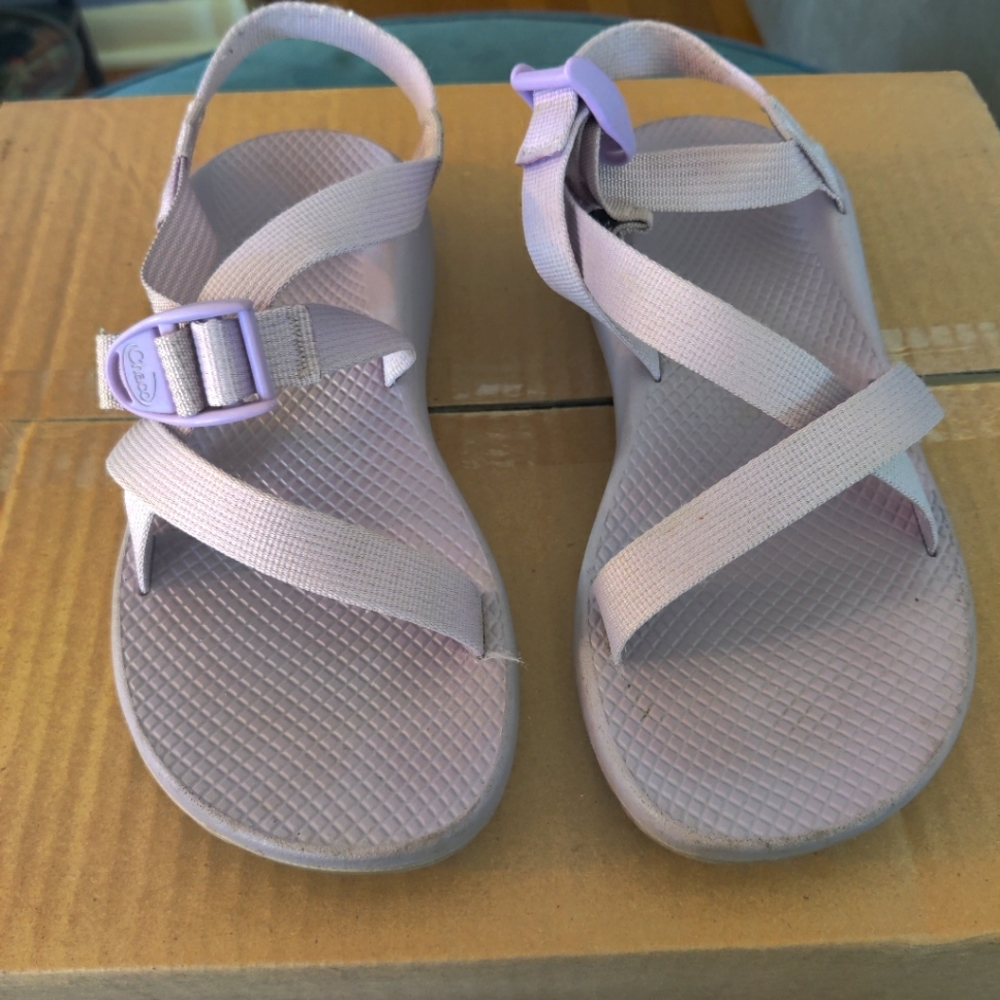 Chaco Z/1 Lavender Women's Size 9 Used